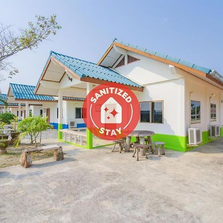 Oyo 658 Peamsook Resort Prachuap Khiri Khan Buitenkant foto
